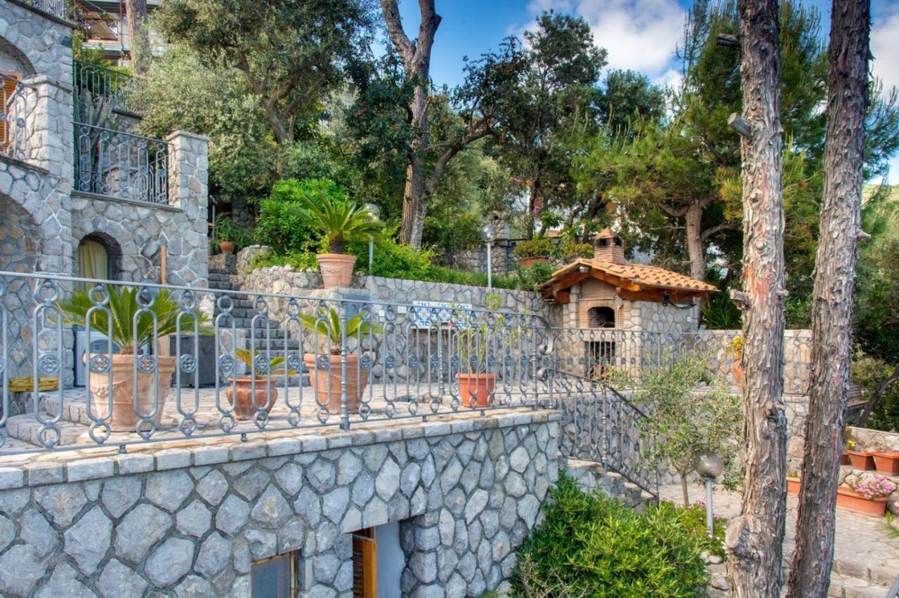 Villa Russo - De Vivo Realty Нерано Екстериор снимка